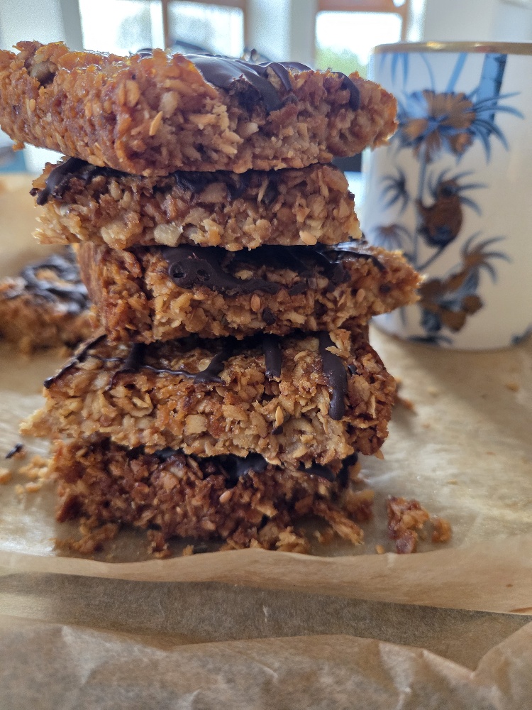 Flapjack 9 slice tray bake